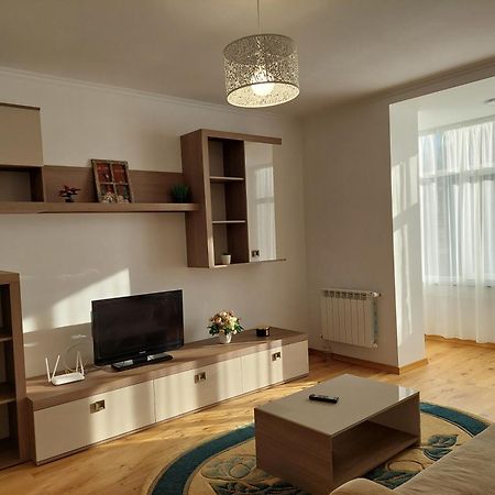 Trandafirului Residence Central سوتْشافا المظهر الخارجي الصورة